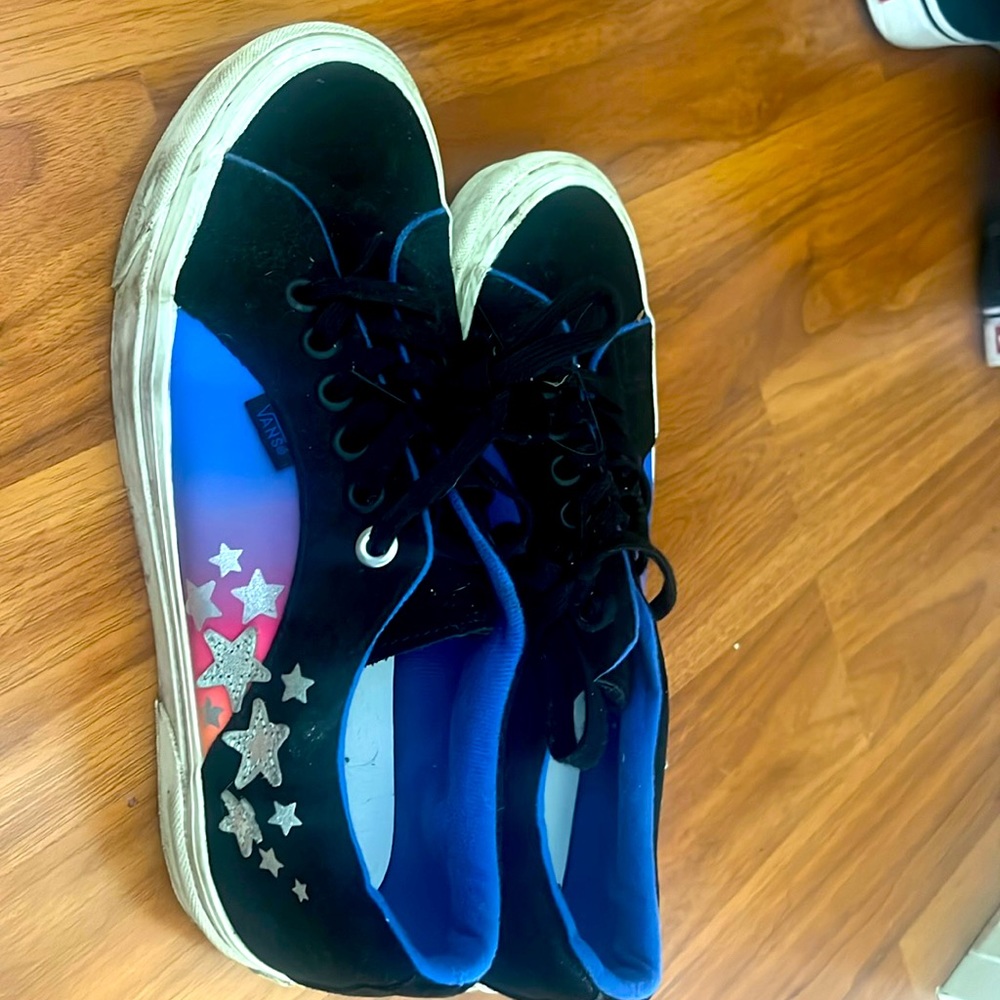 RARE! Vans Pride Special edition! Size 8,5M/10W